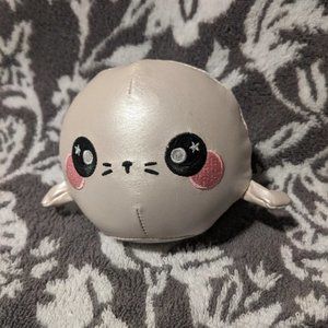 Squeezamals White Arctic Snow Seal Stress Ball Fidget Plush Toy Kawaii Cute